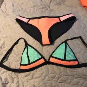 Triangl Bikini